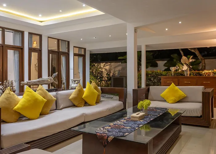 3 Bedroom In D' Centre * Seminyak (Bali)