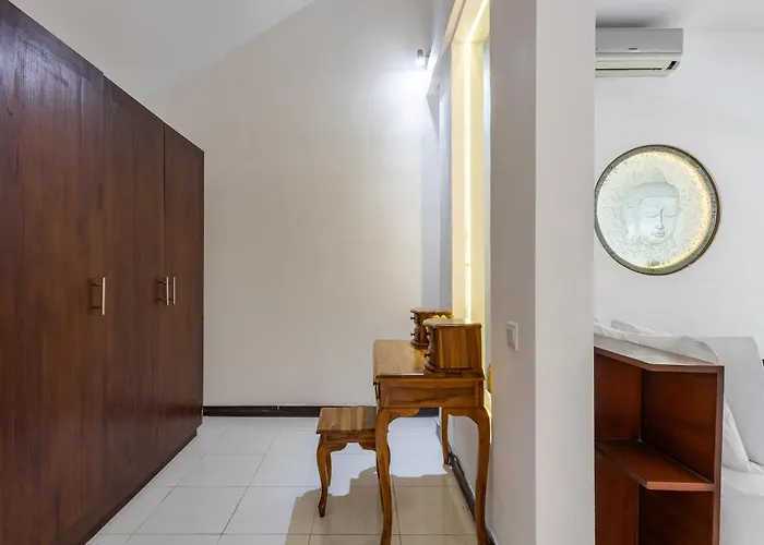 3 Bedroom In D' Centre