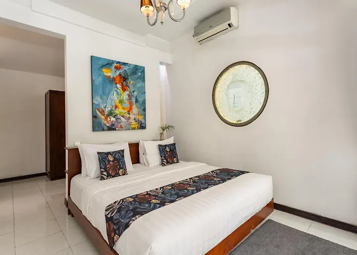 3 Bedroom In D' Centre * Seminyak (Bali)