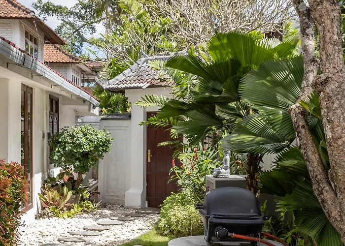 Villa 3 Bedroom In D' Centre
